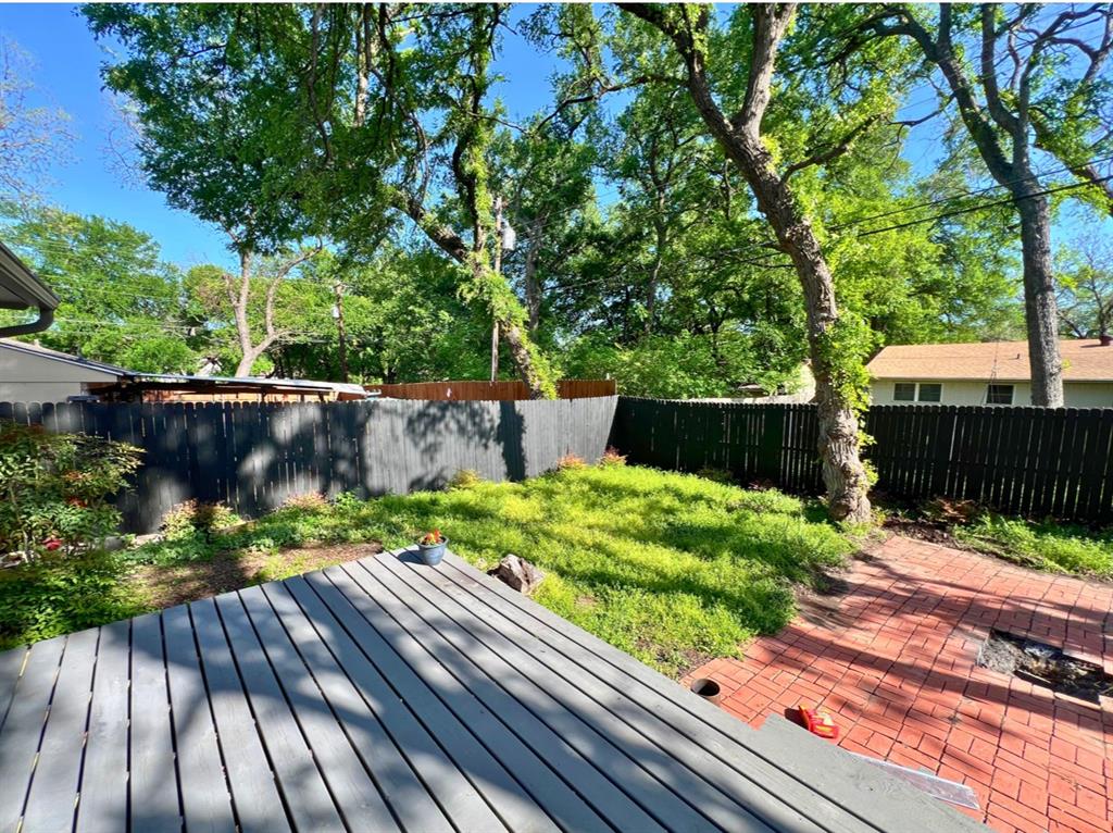 306 Linkview Drive