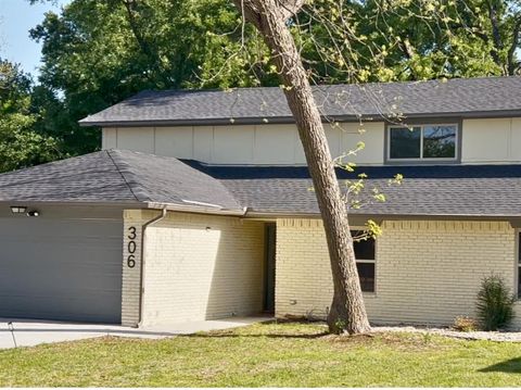306 Linkview Drive Duncanville TX 75137