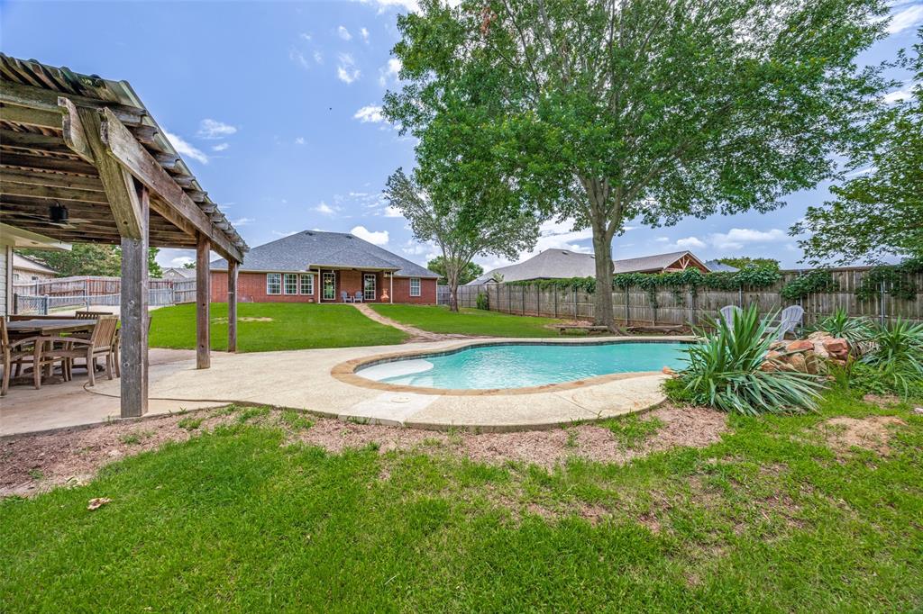 124 Ginger Drive