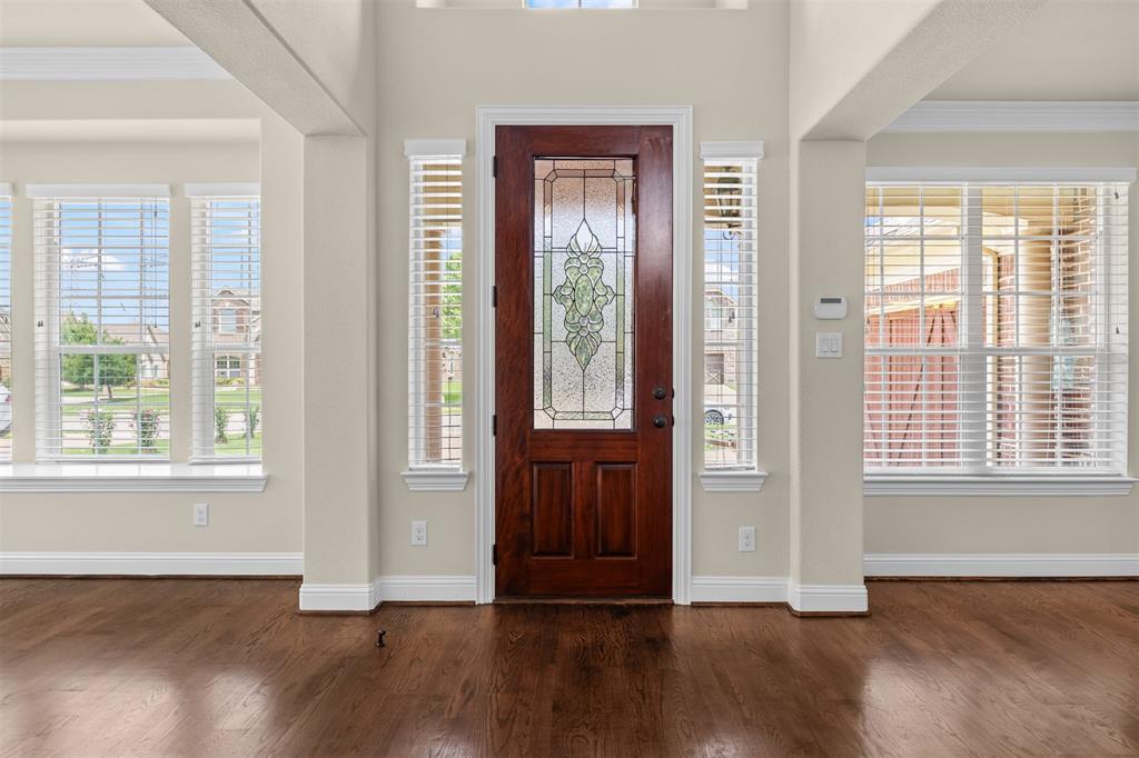 6425 Abbotsford Drive