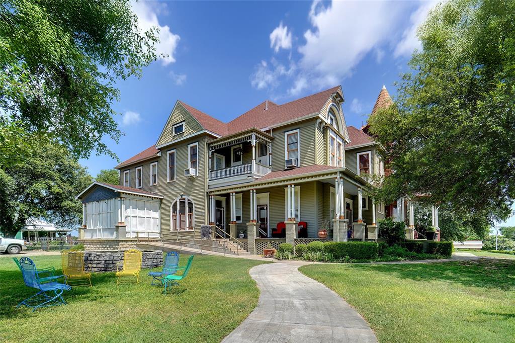 1105 Palo Pinto Street