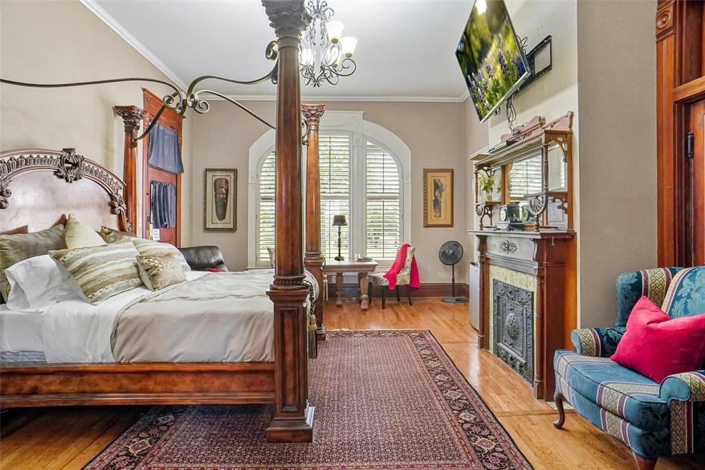 Victorian House Bed & Breakfast James Veasey Sur - Commercial Sale
