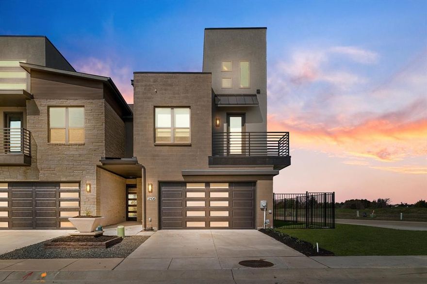 Luxury Corner Townhome in Heath Golf & Yacht Club !
Discover this stunning corner-unit townhome in the highly sought-after Heath Golf & Yacht Club, offering modern elegance and a prime location. This home features additional side parking, a gated side yard with turf—perfect for outdoor relaxation or a convenient dog run.
Inside, the open-concept living area, kitchen, and half bath create an inviting space for entertaining downstairs. Upstairs, you’ll find three bedrooms, two full baths, and a laundry room. The second and third bedrooms boast a unique, expanded opening, seamlessly connecting the spaces—ideal for a larger suite, playroom, nursery or office. Enjoy the outdoors from the wraparound balcony, adding a touch of charm and additional living space.
Located in a prestigious golf course community, this townhome offers an exceptional lifestyle with access to lakefront amenities, a championship golf course, a clubhouse, and more. Don’t miss this rare opportunity!