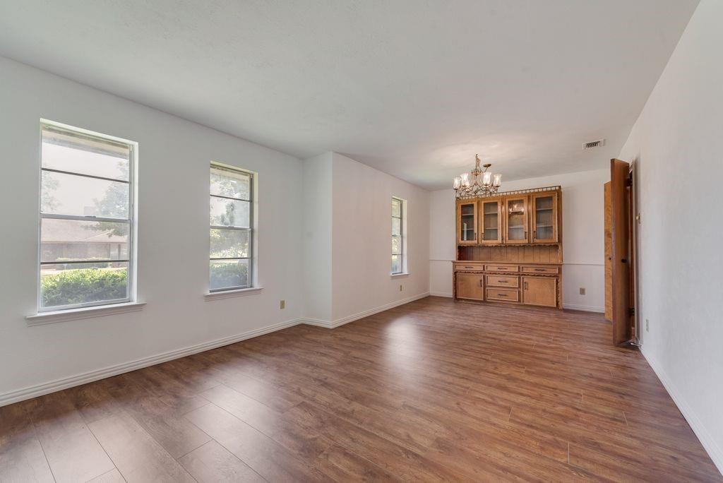 135 S Capri Drive