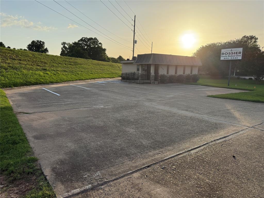 3330 Barksdale Boulevard