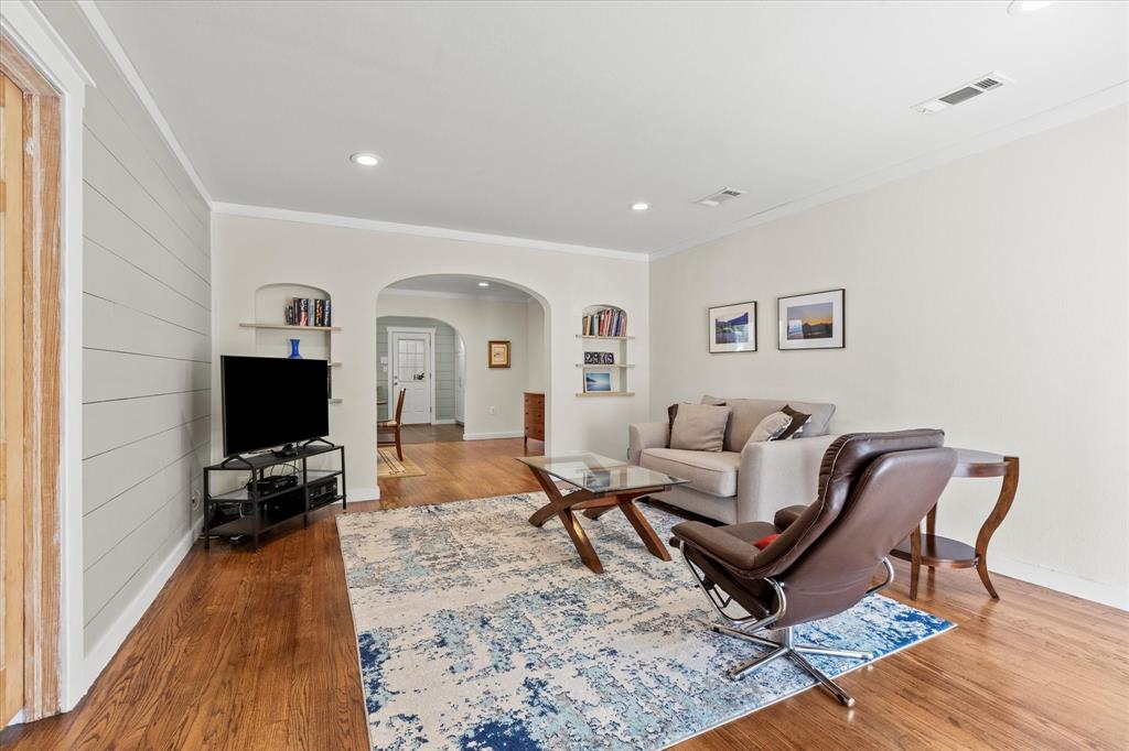 Oak Lawn Heights - Residential