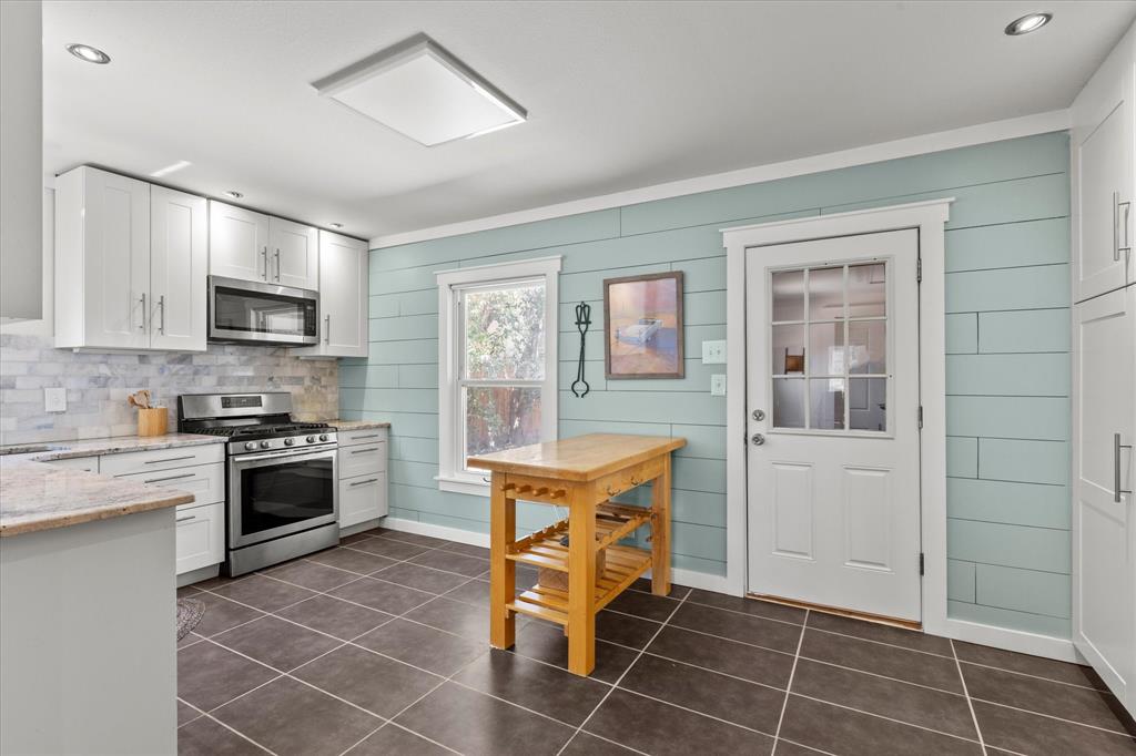 Oak Lawn Heights - Residential