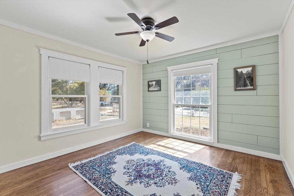 Oak Lawn Heights - Residential