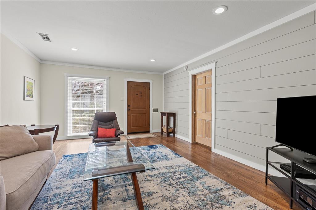 Oak Lawn Heights - Residential