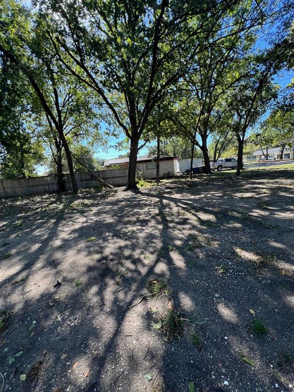 Elkins Forrest - Land