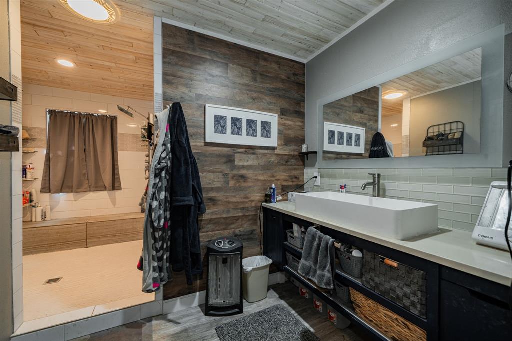 E ALVARADO - Residential