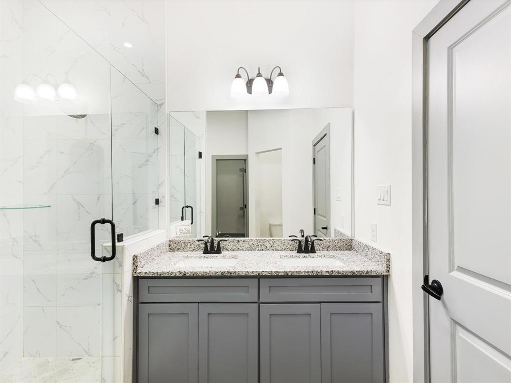 Paradise Bay - Residential