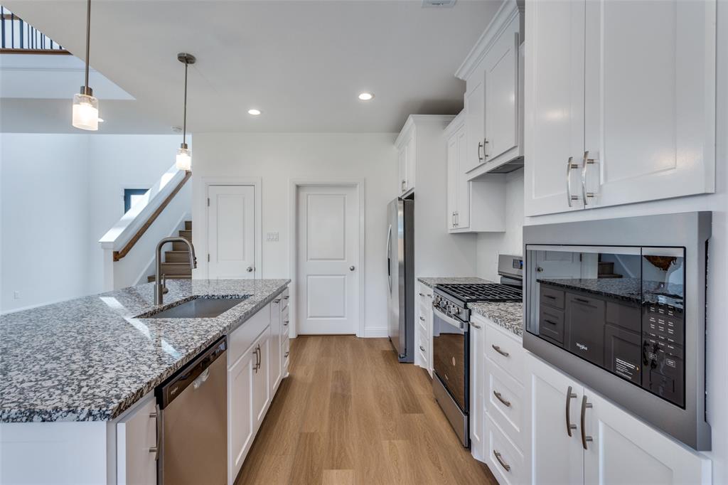 Windsor Place Add - Residential Lease