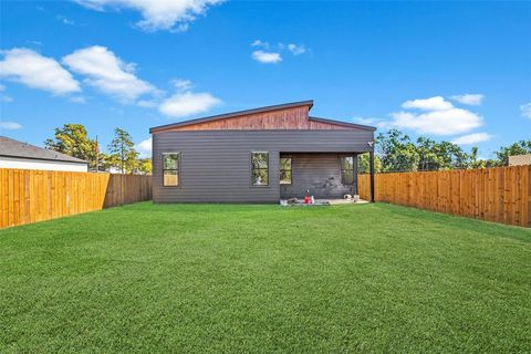 Tiny photo for 1135 Riverwood Road, Dallas, TX 75217 (MLS # 21088585)