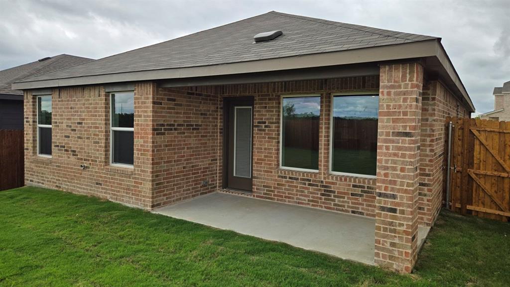 1801 Riverside Trail