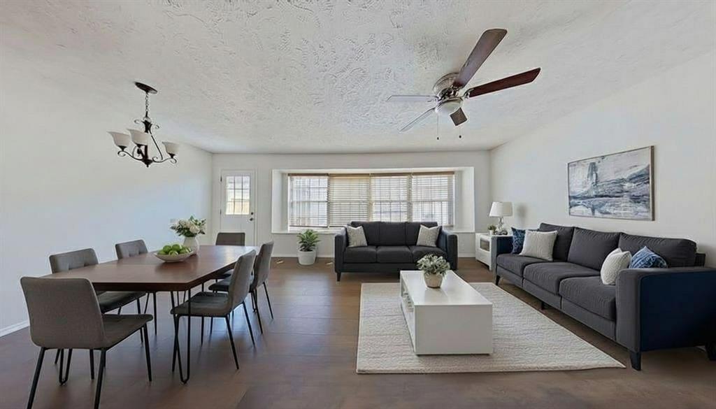 57 W Townhouse Lane 18