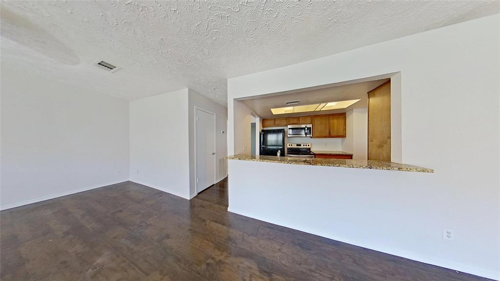 Mountain Creek Twnhs - Residential