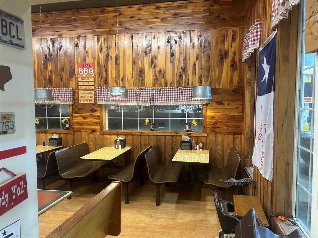 I H Reed - Commercial Sale