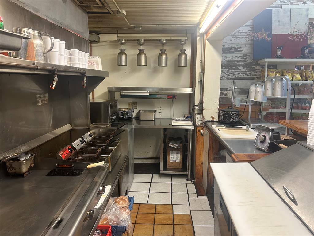 I H Reed - Commercial Sale