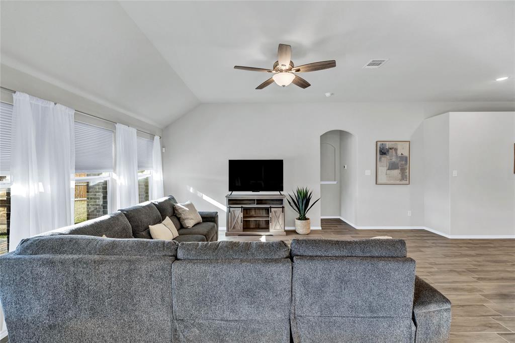 Hulen Trls Ph I - Residential