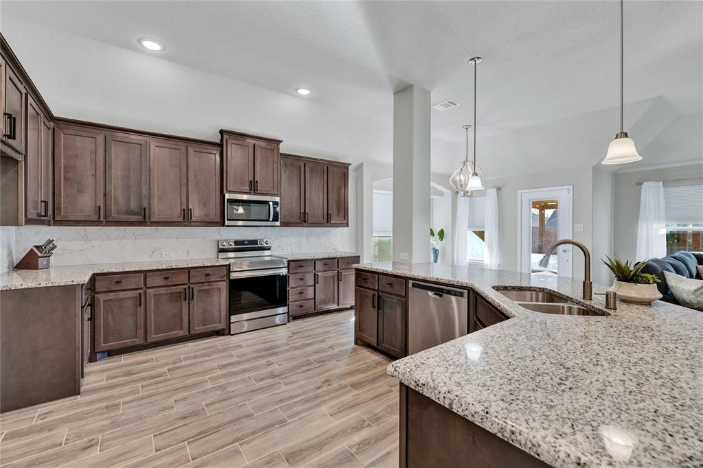 Hulen Trls Ph I - Residential