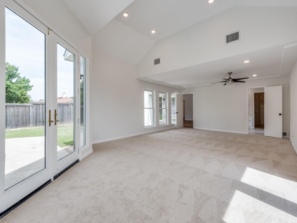 Summertree 03 - Residential