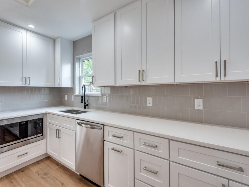 Summertree 03 - Residential