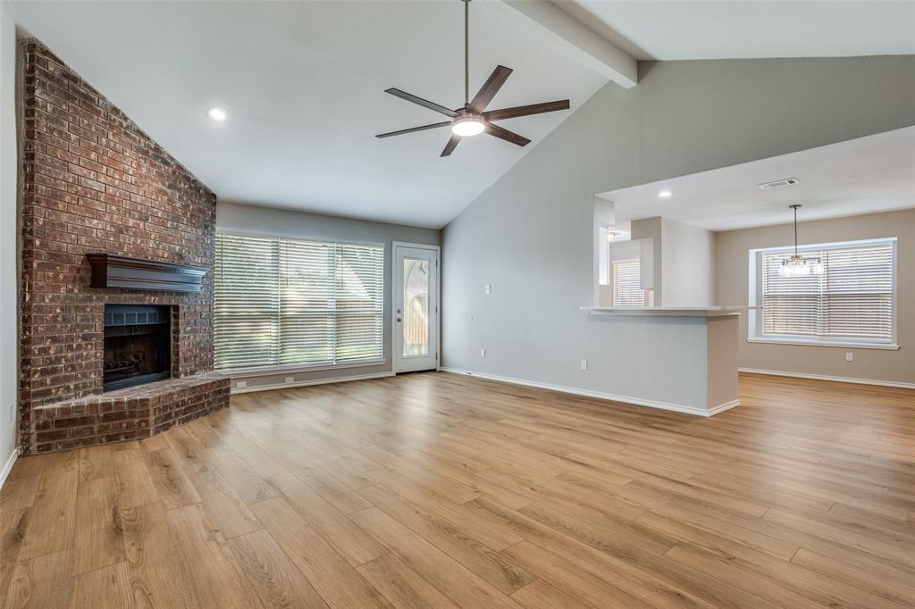 1016 Ledgemont Drive