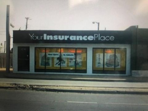 Photo of 2726 W Mockingbird Lane, Dallas, TX 75235 (MLS # 21251382)