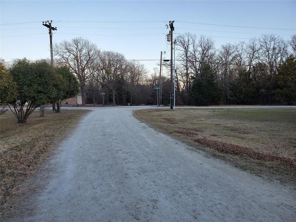 800 Hillburn Drive - Photo 2