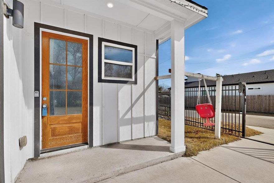 Built in 2021, this like-new home features a versatile open layout nestled on a spacious, fully fenced corner lot. Step off the covered front entry into this bright & airy one-story complete with gorgeous vaulted ceilings, modern fixtures & great natural light throughout. A cozy living room flows seamlessly into the dining area & kitchen, accented by a wall of windows in the main space. Kitchen is complete with a large island & breakfast bar, SS appliances, pantry & ample cabinet storage, with a full laundry room located between the kitchen & garage. Expansive primary suite features room for seating & an ensuite with dual vanities, rain shower, Hollywood bath & huge walk-in closet. Secondary bed & bath are on the opposite end of the home. Remaining bedrooms share a full bath, each with ample closet space. Outside, enjoy a fully fenced, private backyard complete with mature shade trees & plenty of room for pets & play. Plus, an electric driveway gate AND an attached 2-car garage for extra security. Don't miss this charming home priced to SELL!