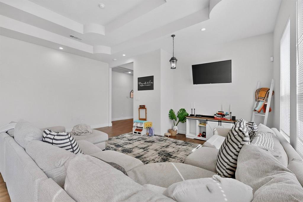 Hillview - Residential