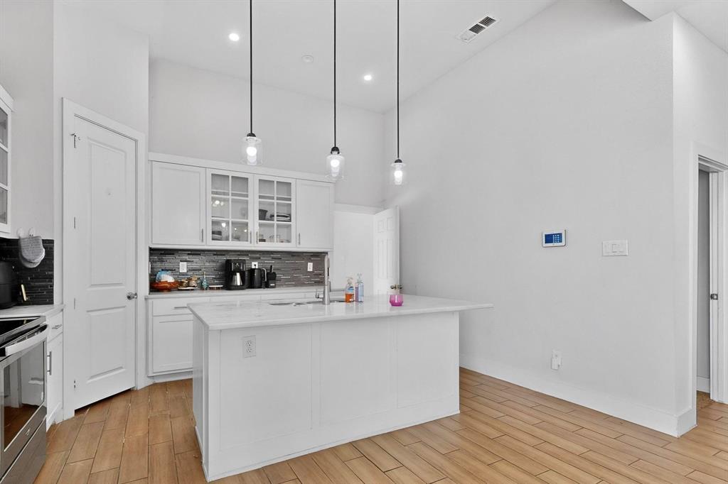 Hillview - Residential