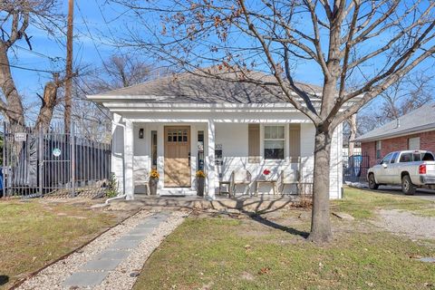 302 S Saint Mary Avenue Dallas TX 75214