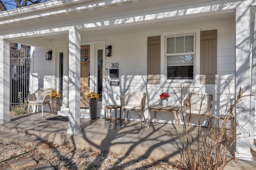 302 S Saint Mary Avenue