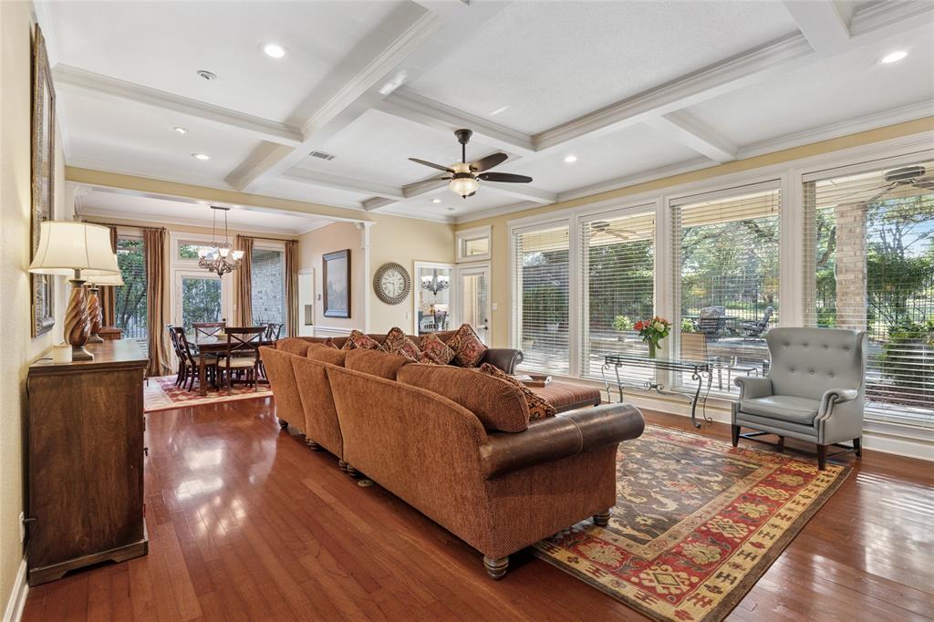 2729 Sunrise Drive