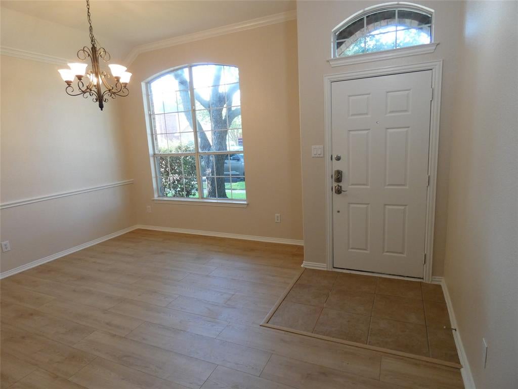 2967 Wild Oak Lane