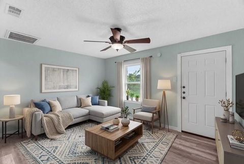 Photo of 2512 Rainey Street, Greenville, TX 75401 (MLS # 21155304)