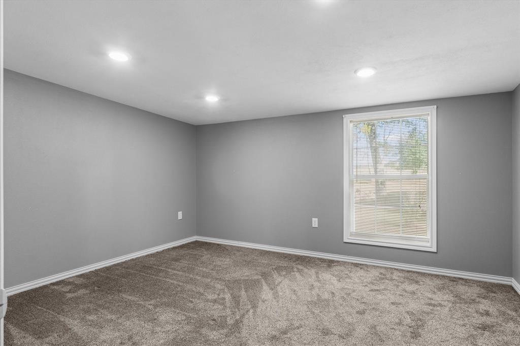 L Shirley - Residential