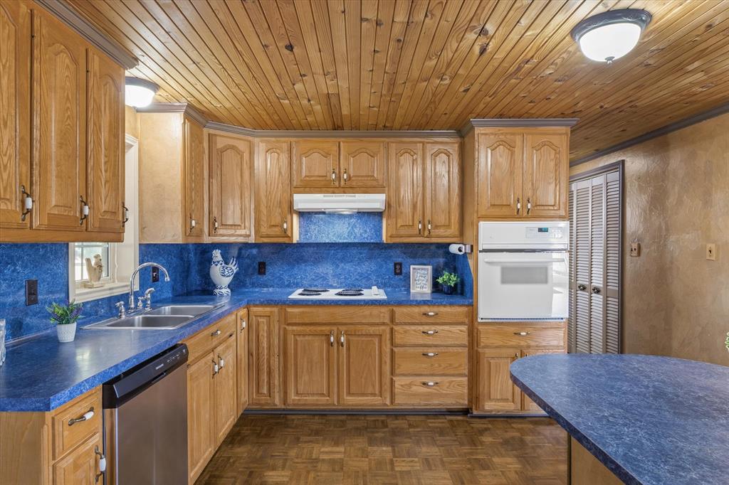 L Shirley - Residential