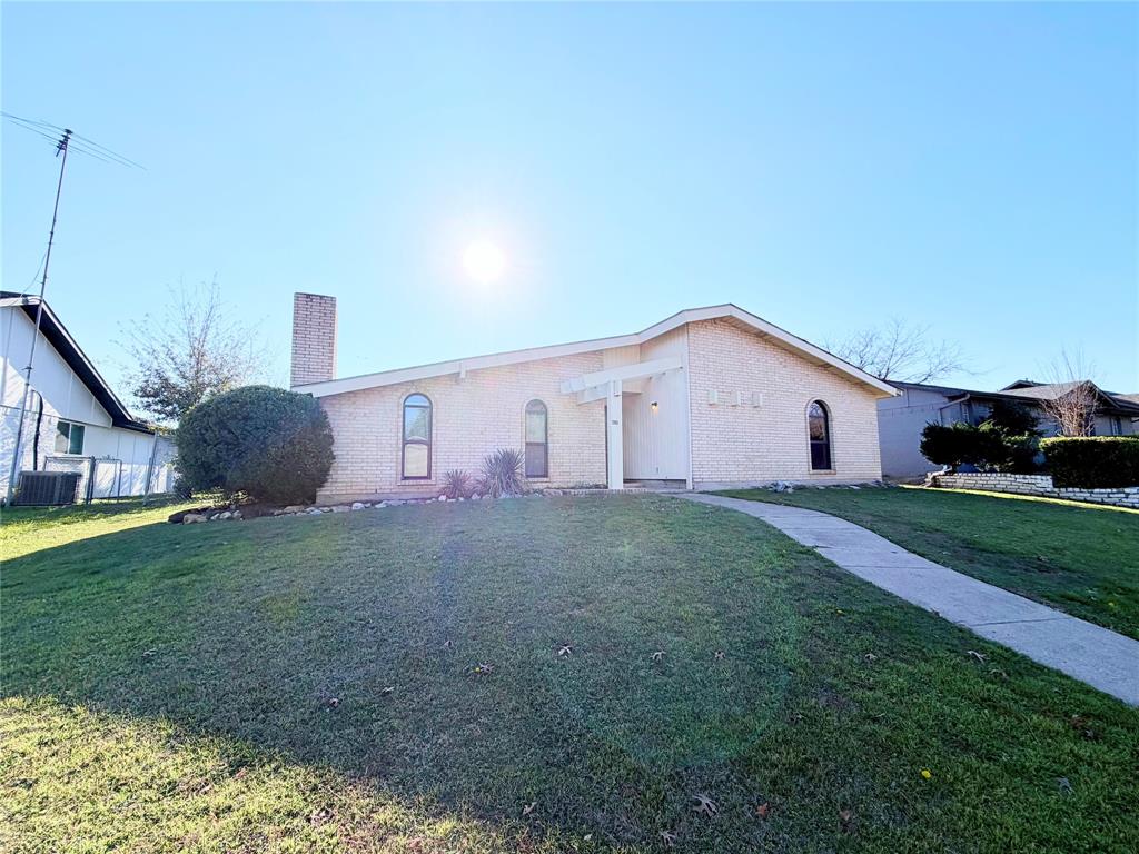 1380 Cherry Hill Lane