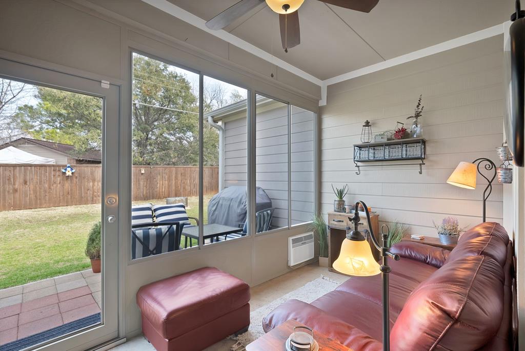 Mollie Cain - Residential