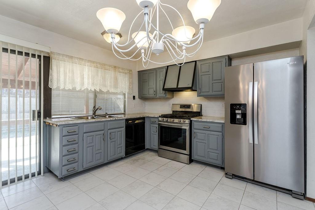 Oaks 04 - Residential