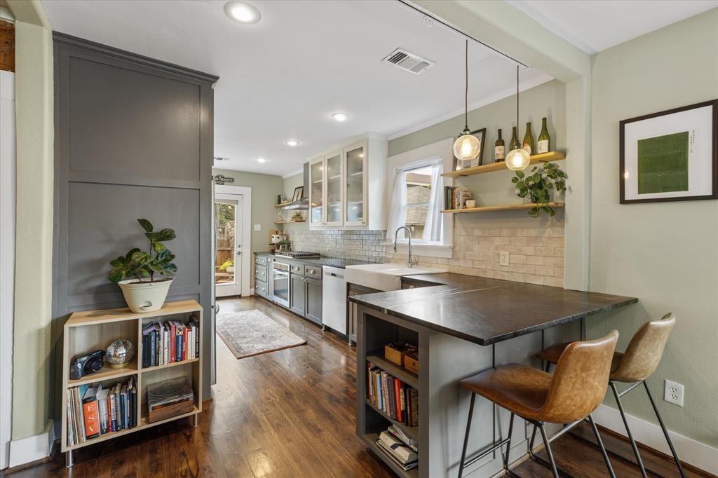 Junius Heights - Residential