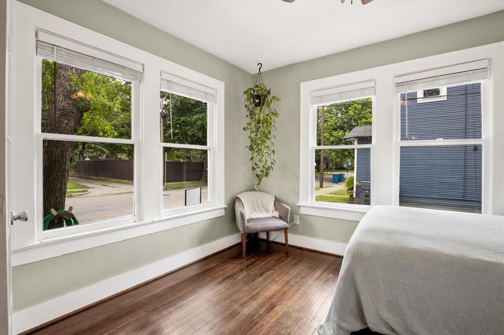 Junius Heights - Residential