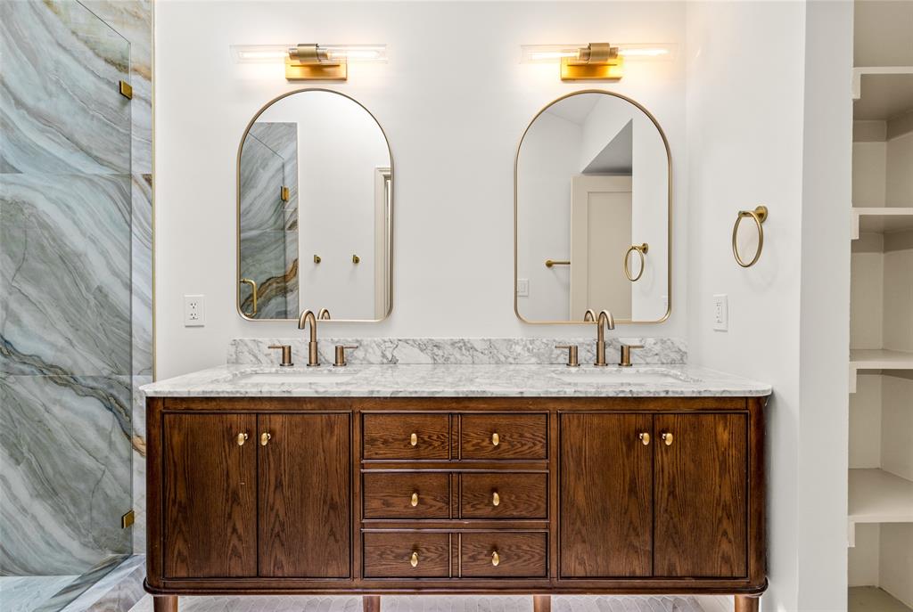 Sunscape 02 Condo - Residential