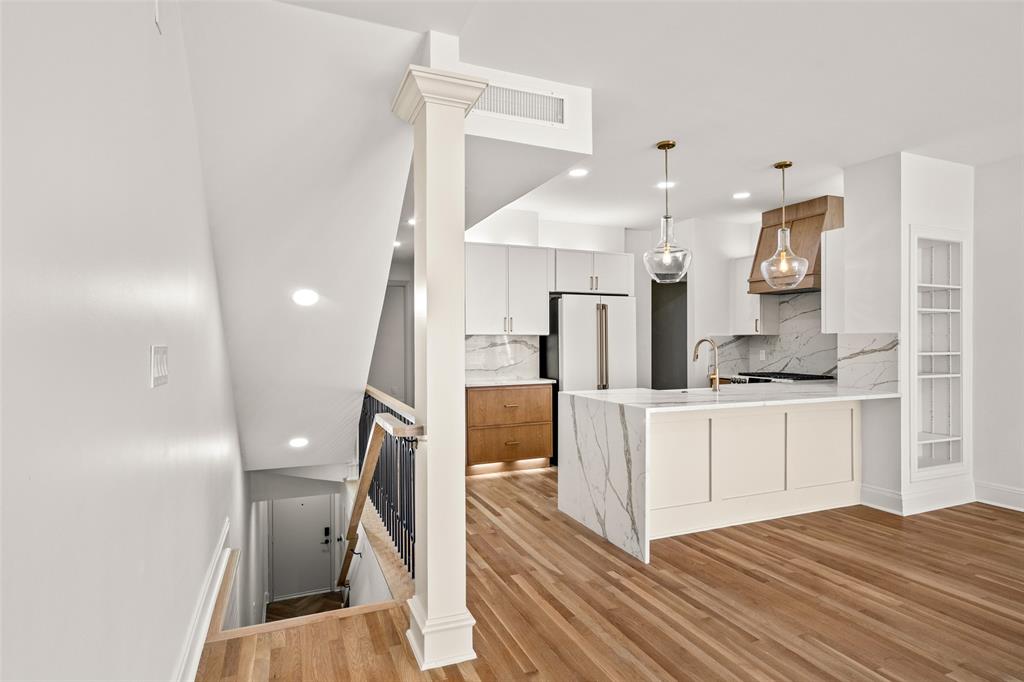 Sunscape 02 Condo - Residential