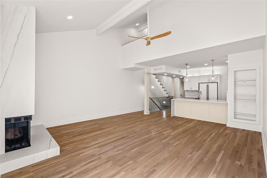 Sunscape 02 Condo - Residential