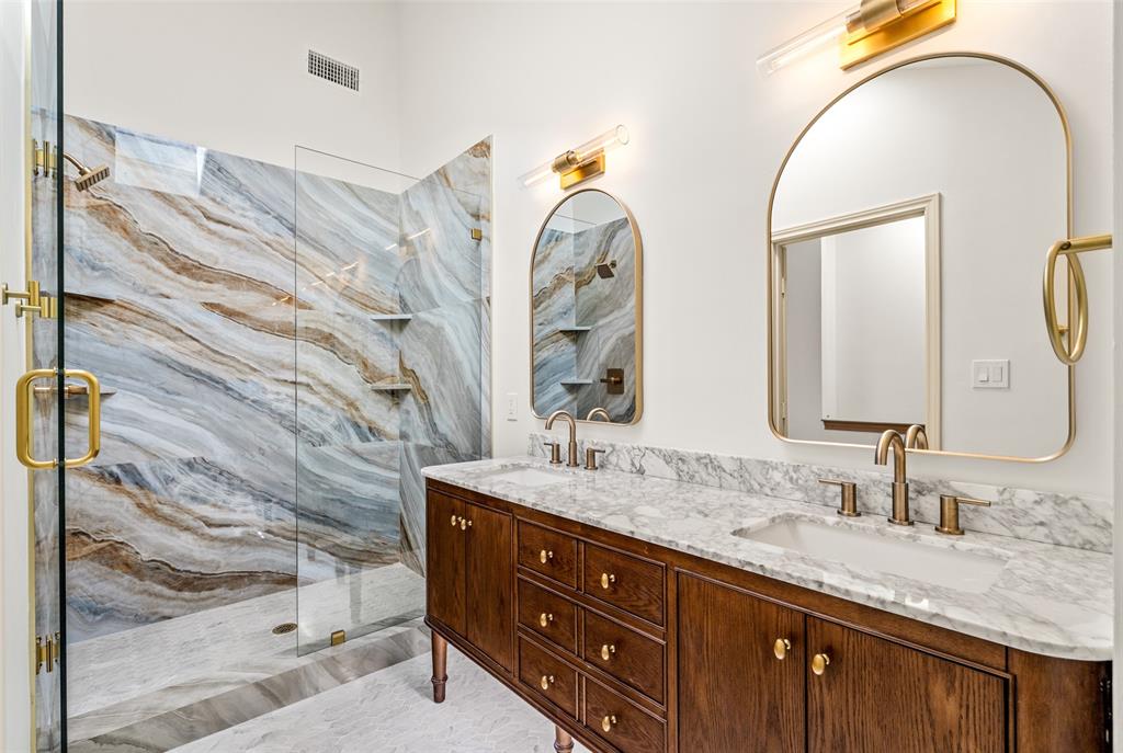 Sunscape 02 Condo - Residential