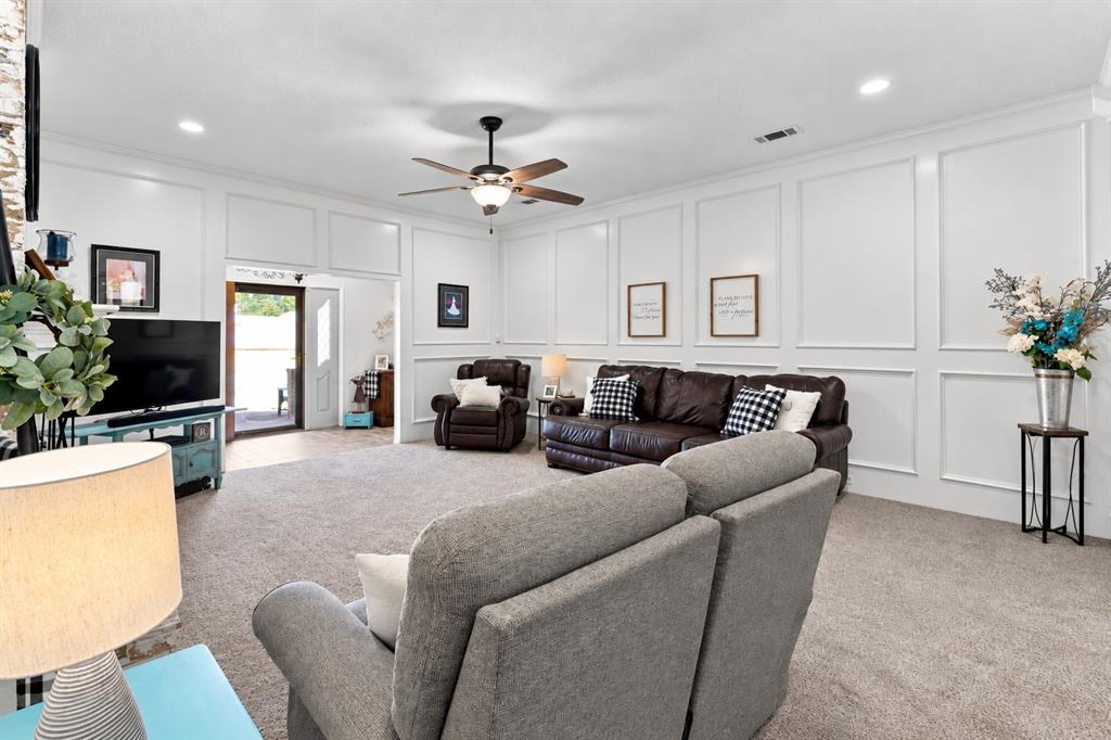 802 Autumn Hill Drive